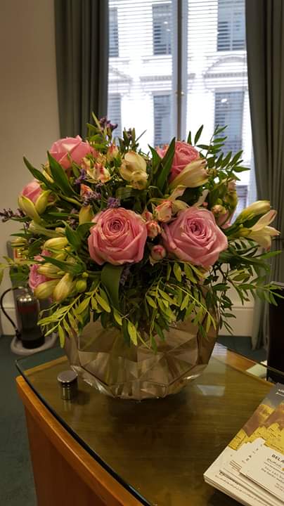 Fresh Cut Flower Arrangements for your Office or Home - Windowflowers